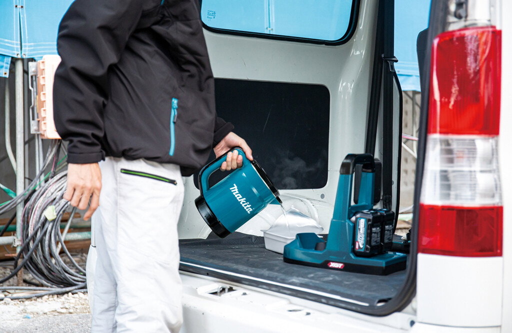 Makita 40V Schlagschrauber-Set, inkl. Akkus und Zusatzartikel
