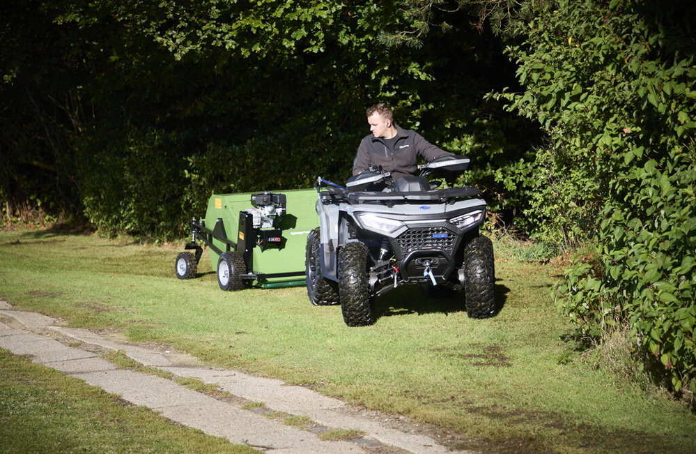 Rasenkehrmaschine & Pferdeäpfelsammler, 120 cm | Agriquad