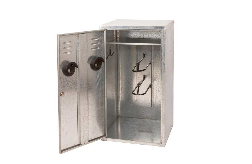 Sattelschrank