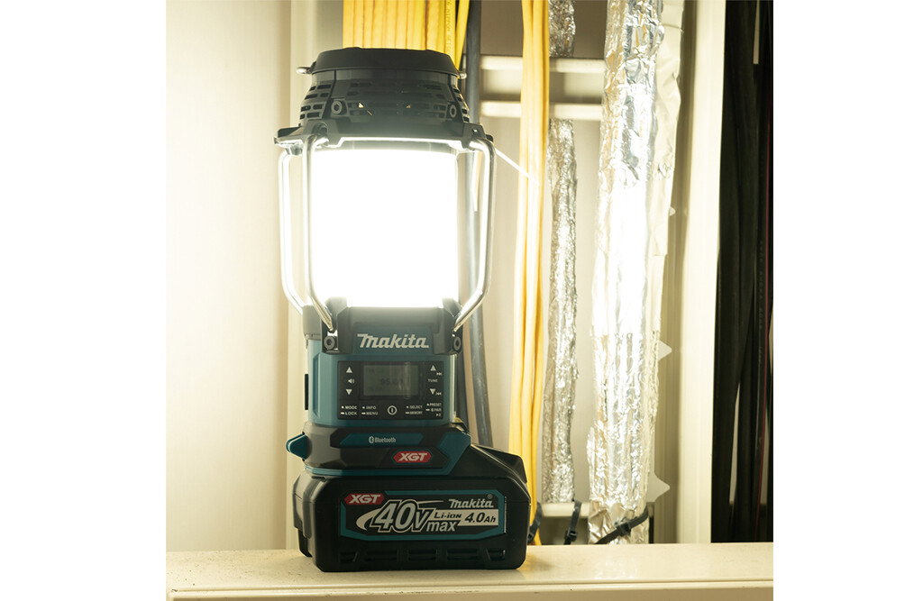 Makita 40V Winkelschleifer-Kit, inkl. Akkus und Zusatzartikel