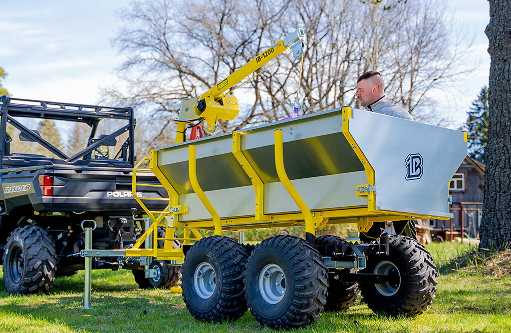 Kran für Rückewagen IB1200, 300kg Traglast