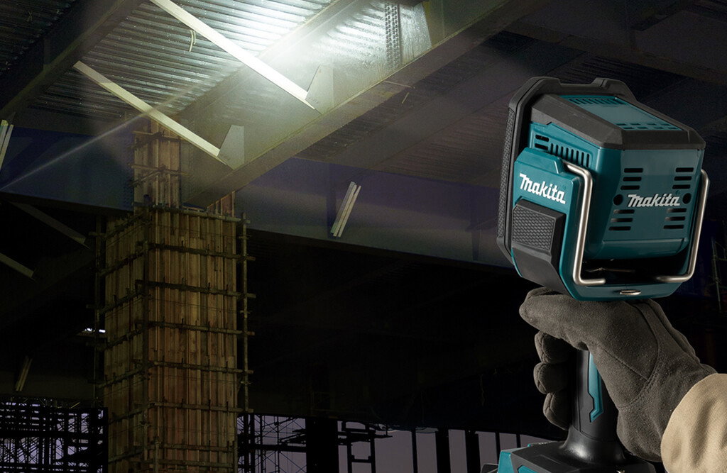 Makita 40V Winkelschleifer-Kit, inkl. Akkus und Zusatzartikel