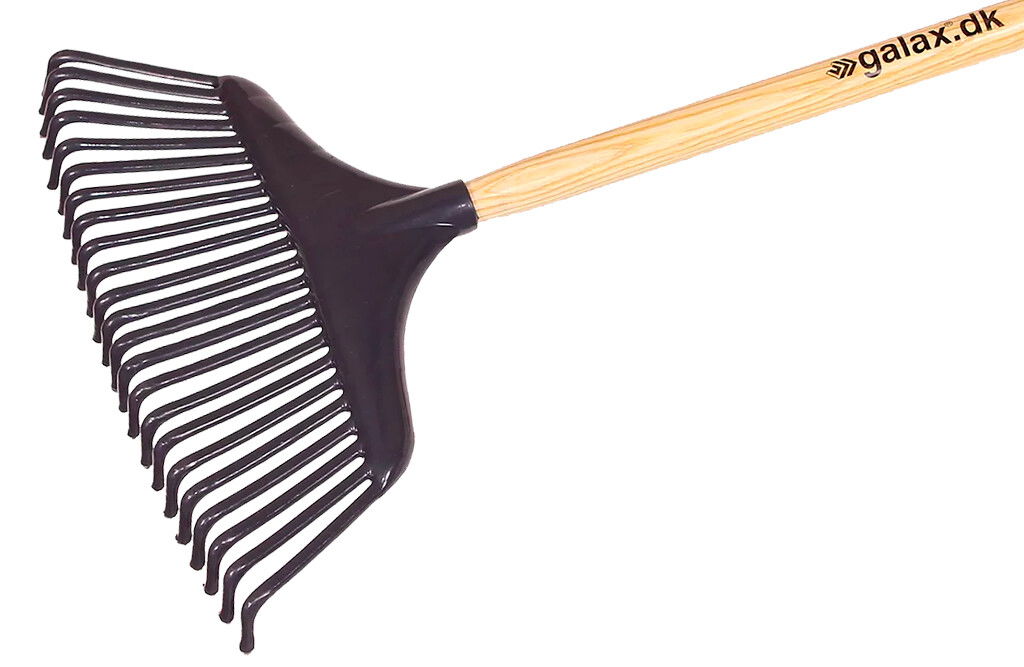 Laubrechen, Laubbesen aus Kunststoff, mit Eschenholzstiel