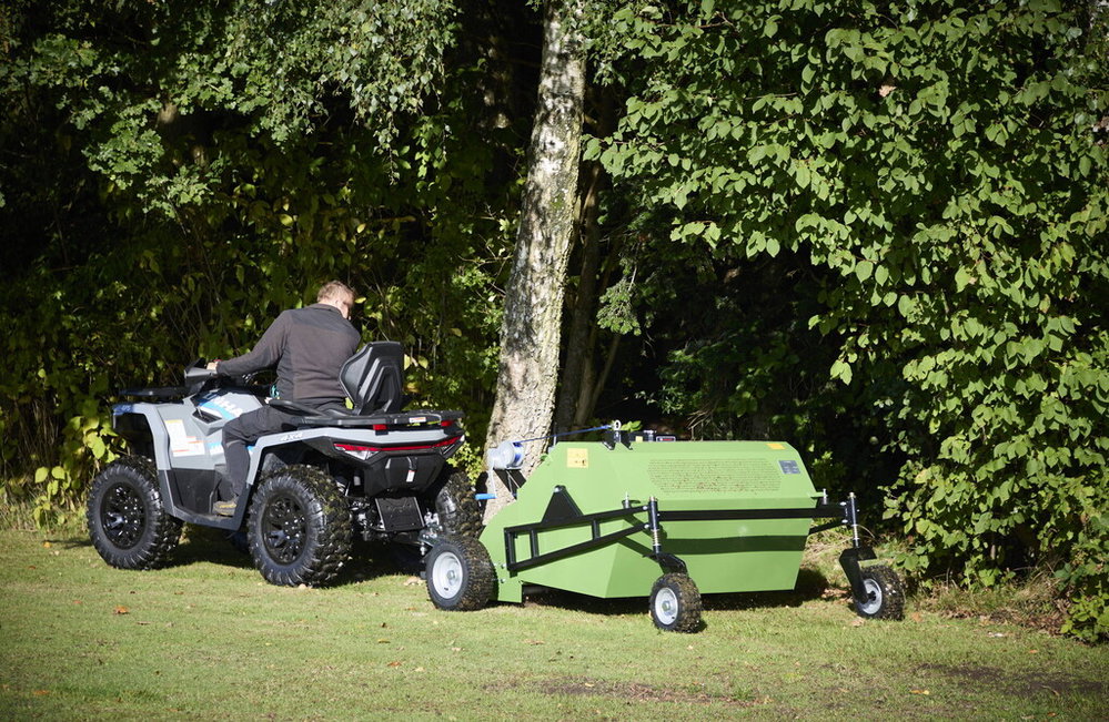 Rasenkehrmaschine & Pferdeäpfelsammler, 120 cm | Agriquad