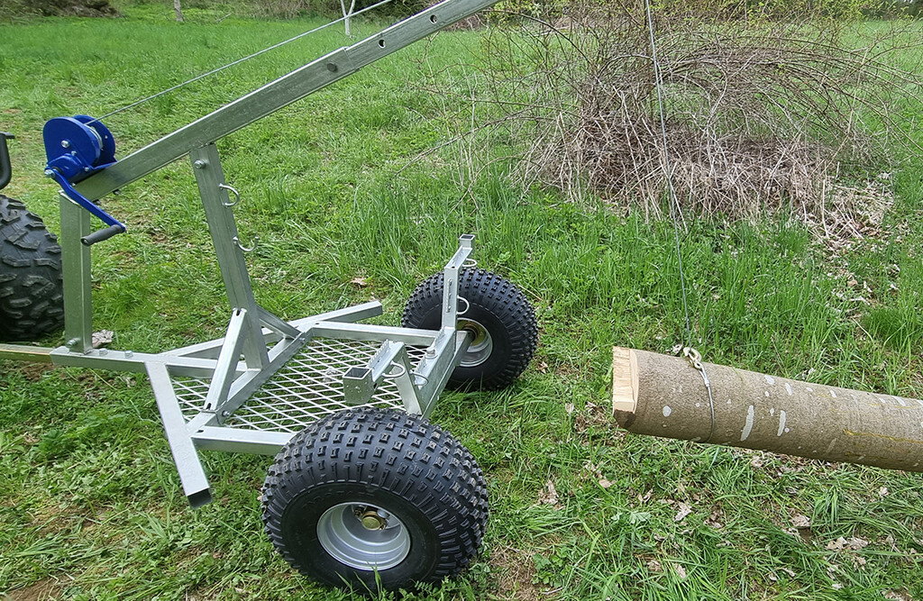 Quad Rückewagen mit Kran 400kg