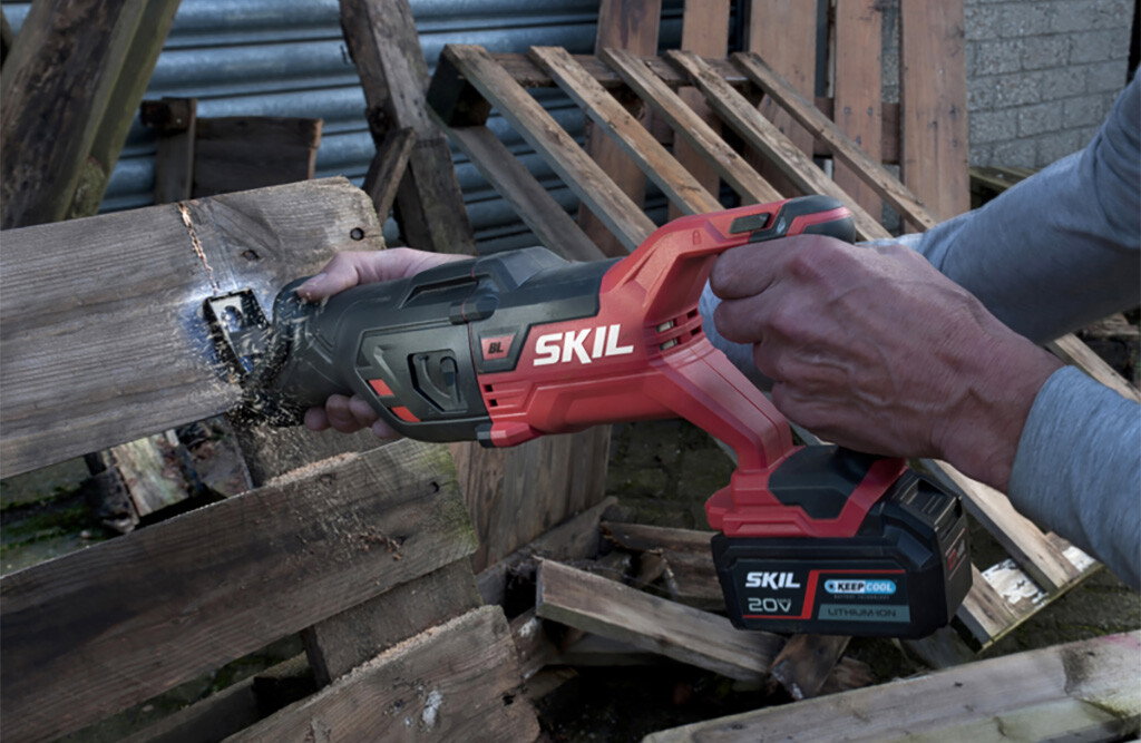 SKIL 3480 CB Akku Säbelsäge 20 V, Brushless, inkl. 3 Sägeblätter