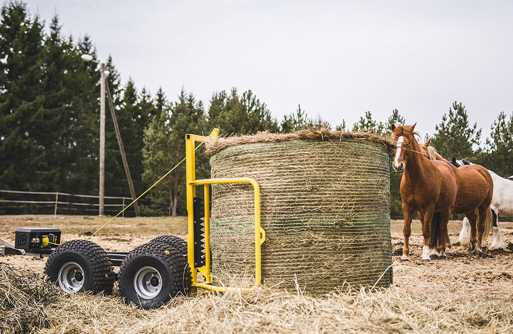 Ballenanhänger mit elektrischer Winde, 1000kg
