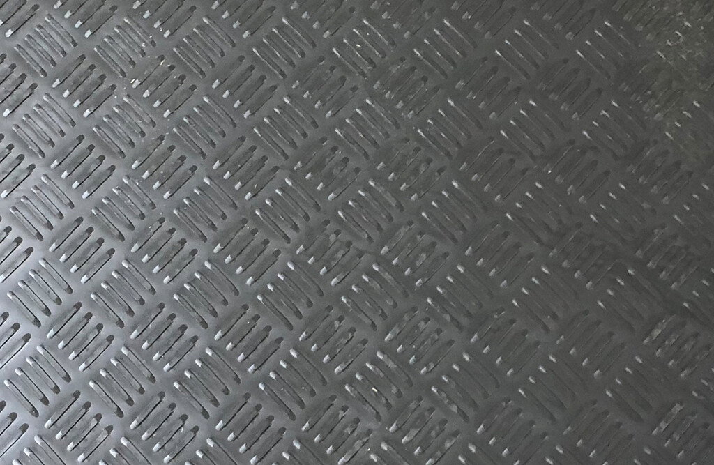 10x Überfahrplatten 240x110x1cm 10T belastbar