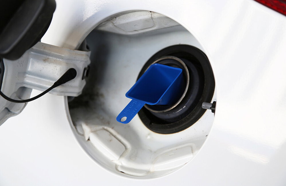 Tanktrichter für Benzinfahrzeuge