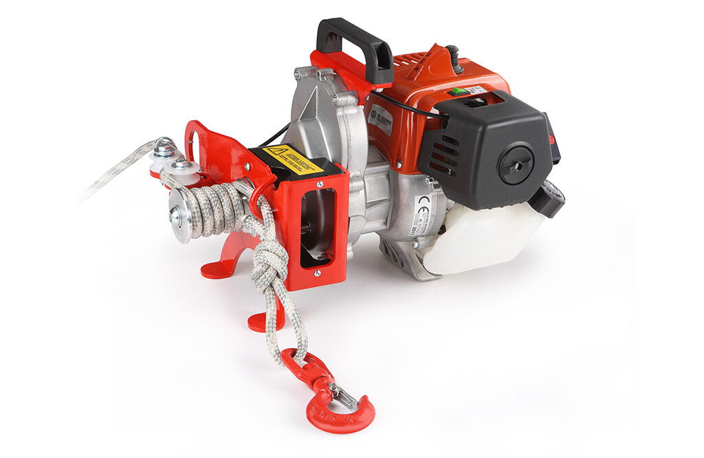 Blue Bird TW 610 ST, Benzin-Seilwinde für den Forst, 600 kg