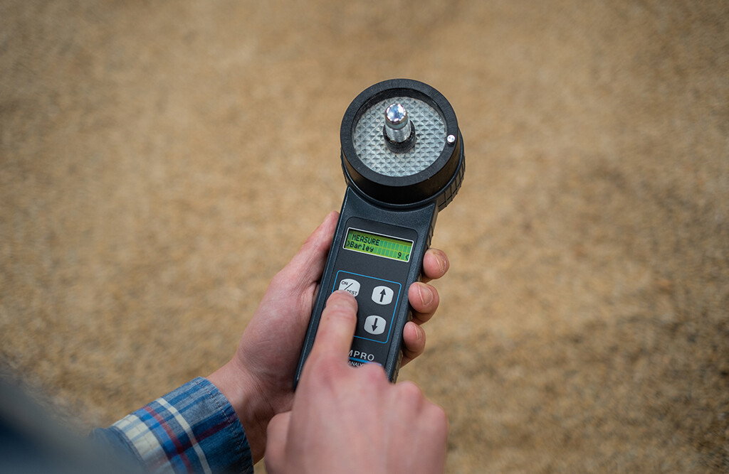 Getreide Feuchtigkeitsmessgerät FARMPRO mit Mahlwerk