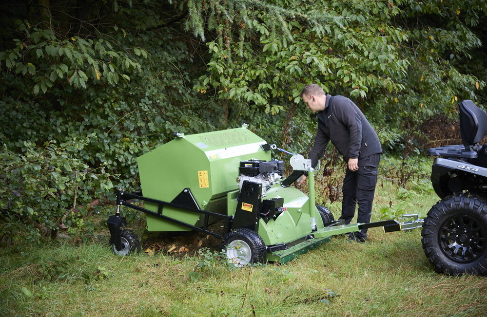 Rasenkehrmaschine & Pferdeäpfelsammler, 120 cm | Agriquad