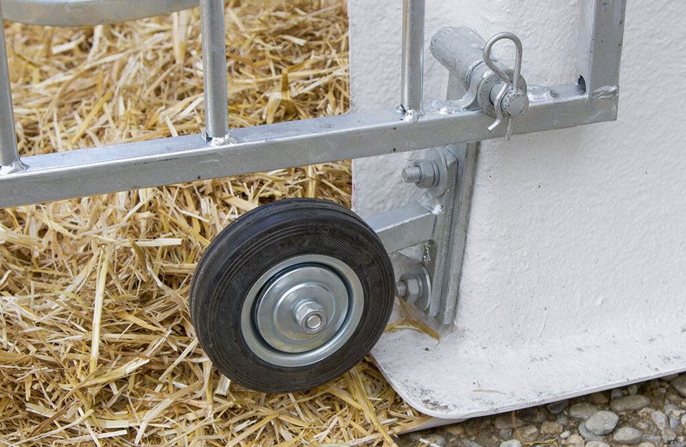 Kälberiglu CalfHouse Master Plus mit leichter Umzäunung