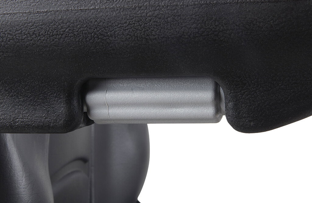 Traktorsitz mechanisch aus schwarzem Stoff