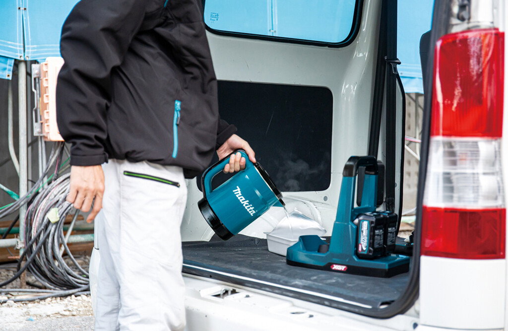 Makita 40V Winkelschleifer-Kit, inkl. Akkus und Zusatzartikel