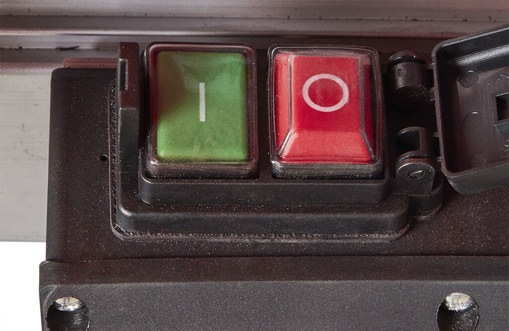 Elektrischer Holzspalter 8 t 230 V, mit Untergestell