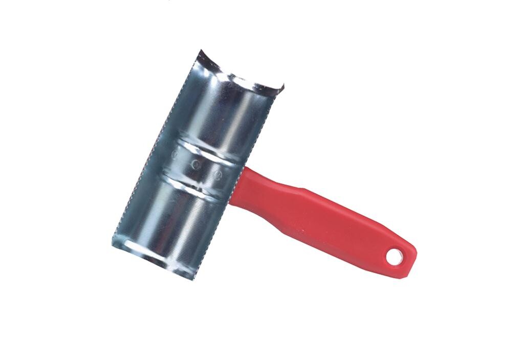 Metallstriegel