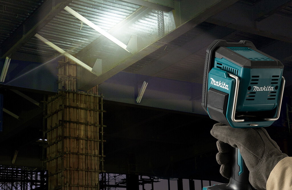 Makita 40V Schlagschrauber-Set, inkl. Akkus und Zusatzartikel