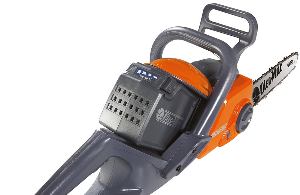 Oleo-Mac GSi 30 Akku-Kettensäge 40V, 30cm Schwertlänge, inkl. Akku & Ladegerät