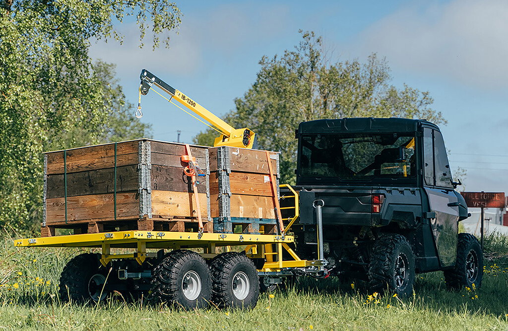 Kran für Rückewagen IB1200, 300kg Traglast